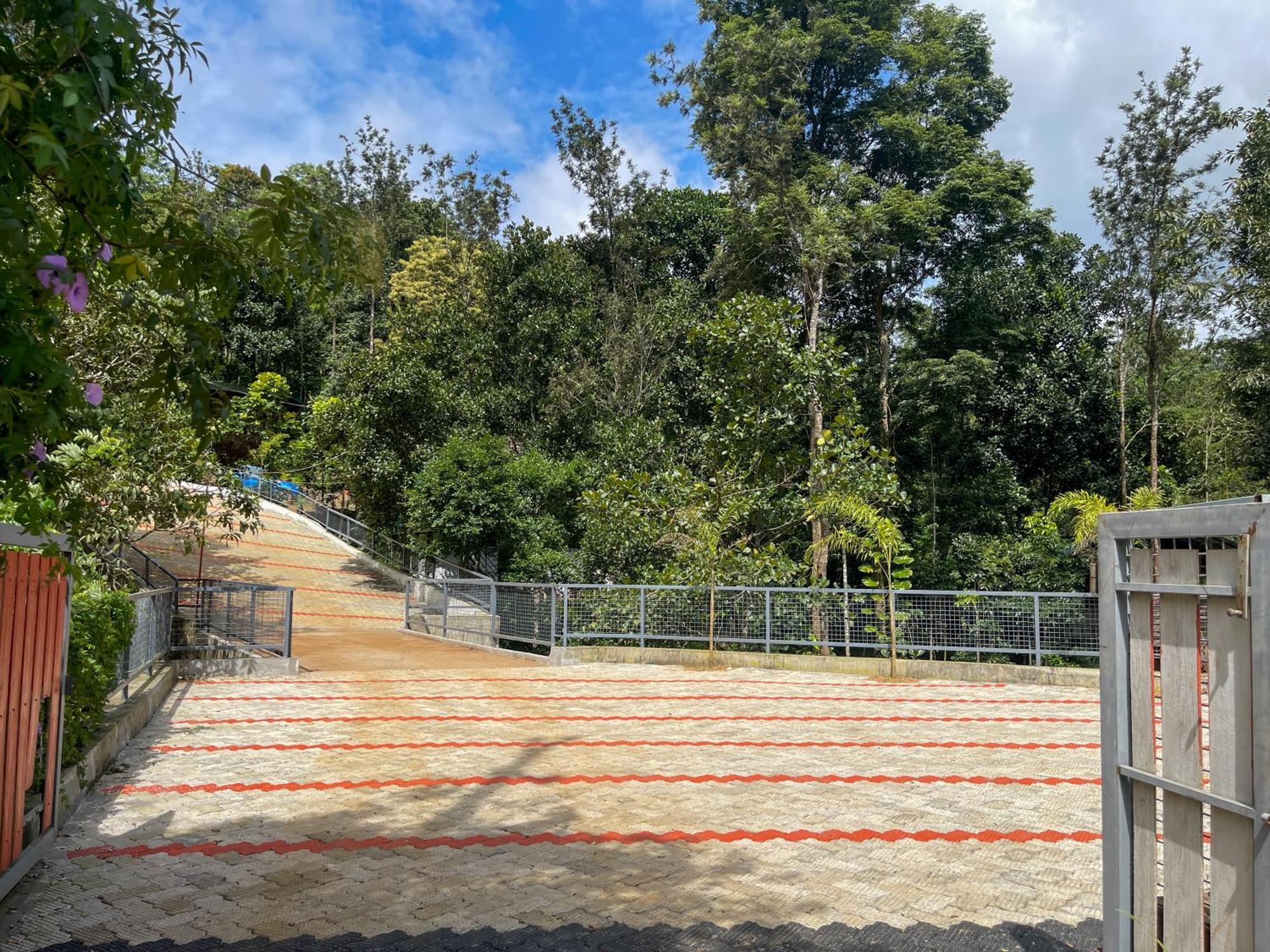 Snow Hills Resorts Thekkady Ngoại thất bức ảnh